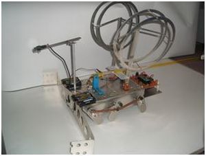 競技用歩行ロボットの製作(H21)の画像2