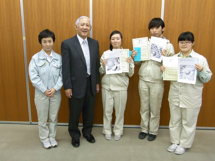 神奈川県立産業技術短期大学校において